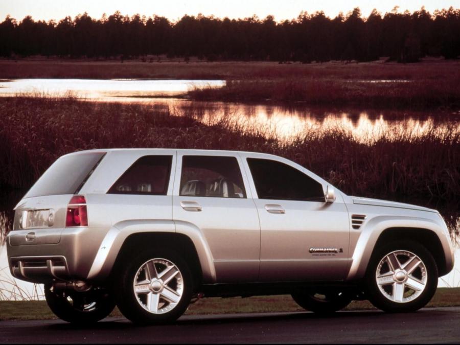  Jeep Commander Concept 1999 года  (фото 15 из 33)